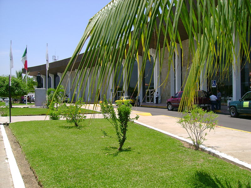 Manzanillo center