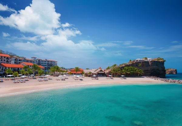 Sandals La Source Grenada terrain