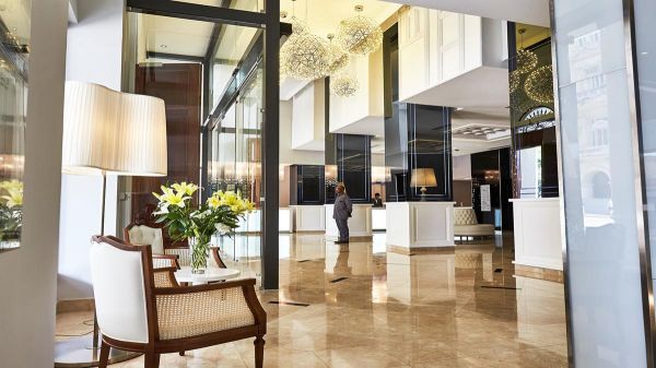 Gran Hotel Manzana Kempinski exterior