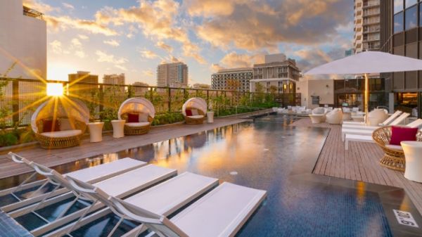 Hyatt Centric Waikiki Beach exterior