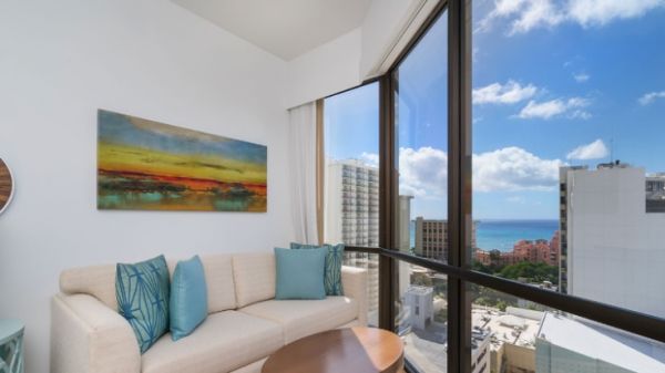 Hyatt Centric Waikiki Beach exterior