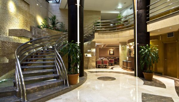 Sana Reno Hotel exterior