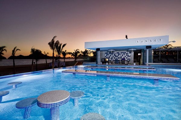 Riu Palace Baja California beach