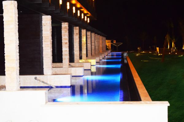 Royalton Blue Waters extérieur