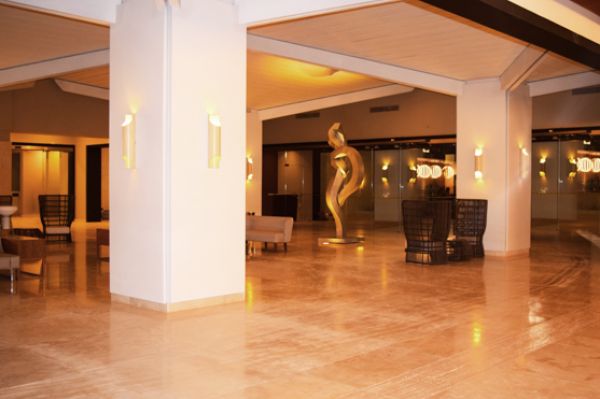 Royalton Blue Waters extérieur