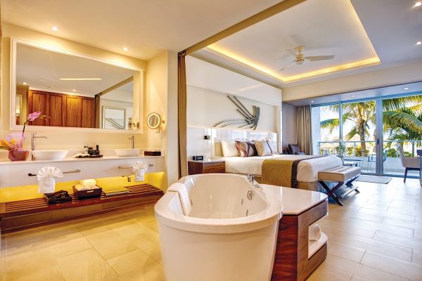 Royalton Blue Waters extérieur