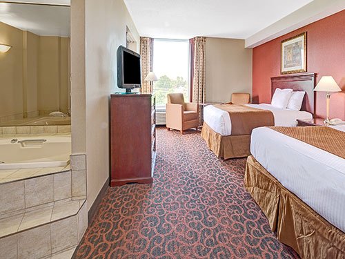Ramada Niagara Falls Fallsview extérieur