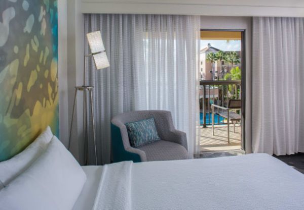 Courtyard Orlando LBV in the Marriott Village entrée