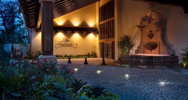 Hacienda at Hilton Puerto Vallarta exterior