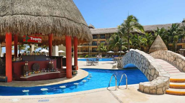 Catalonia Riviera Maya and Yucatan Beach exterior