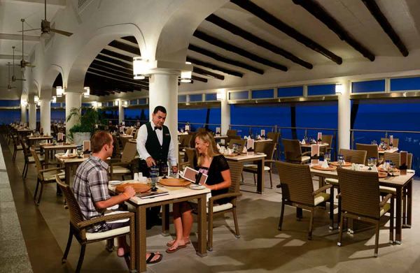 Riu Jalisco exterior