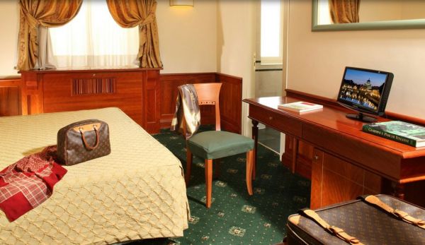 Hotel Delle Vittorie extérieur
