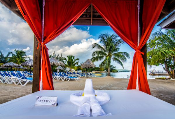 Jewel Paradise Cove plage