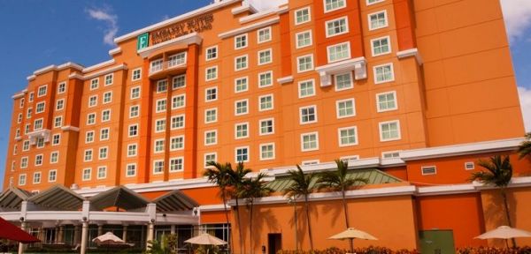 Embassy Suites By Hilton Hotel and Casino extérieur