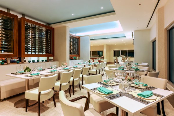 Harbor Club exterior