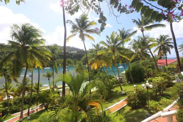 Marigot Beach Club and Dive Resort exterior