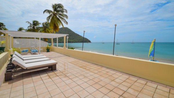 Starfish St.Lucia exterior