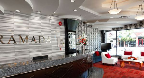 Ramada Vancouver Downtown extérieur