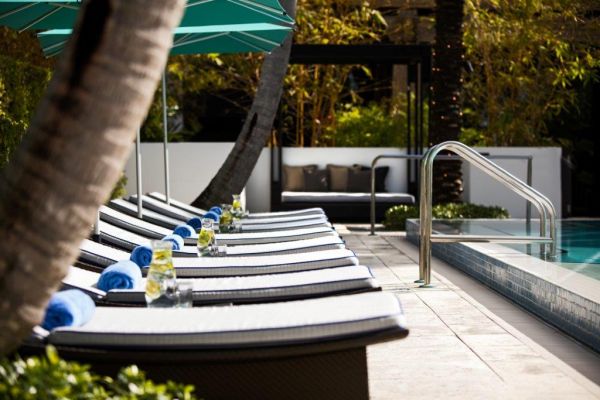 Kimpton Tideline Ocean Resort and Spa piscine