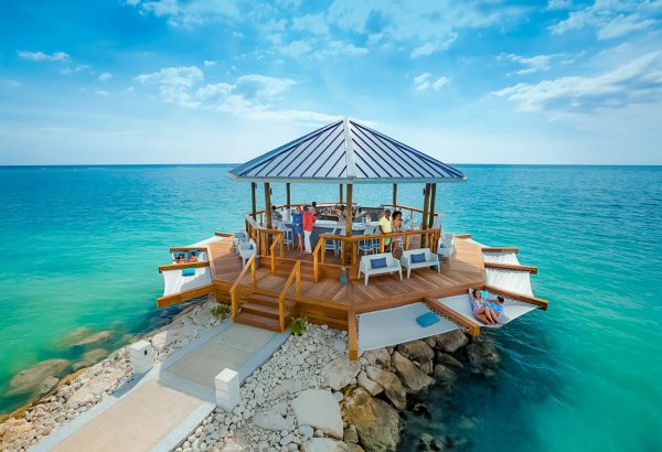 Sandals South Coast plage