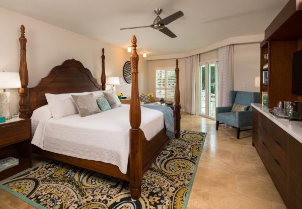 Sandals South Coast plage