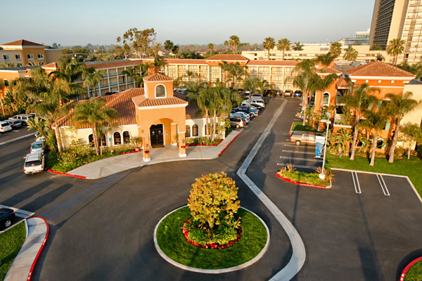 Cortona Inn and Suites entrance