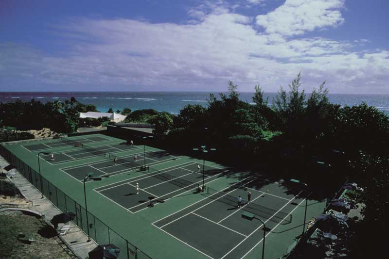 Elbow Beach pool 