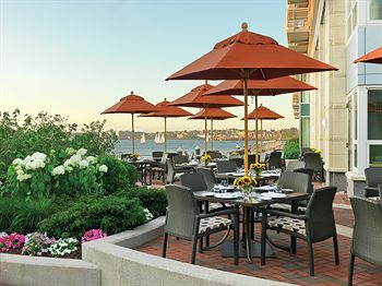 Fairmont Battery Warf interior