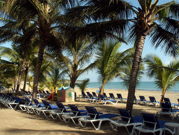 Tropical Clubs Cabarete exterior