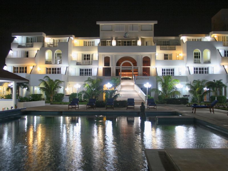 Casa Turquesa Boutique Hotel exterior at night