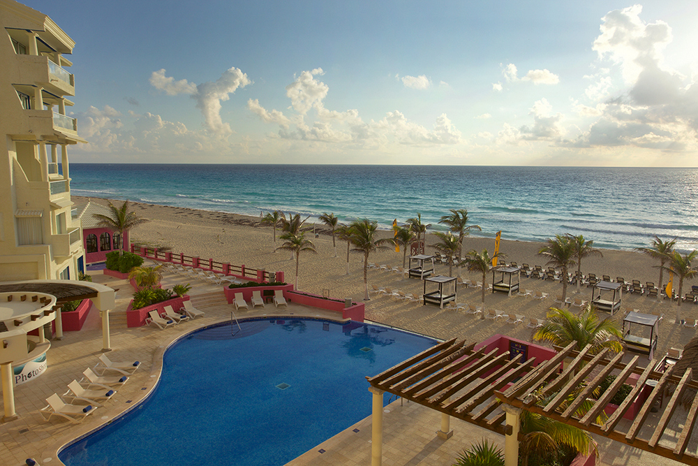 Nyx Hotel Cancun beach