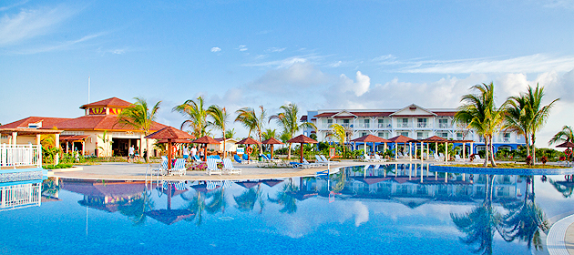 Memories Flamenco Beach Resort