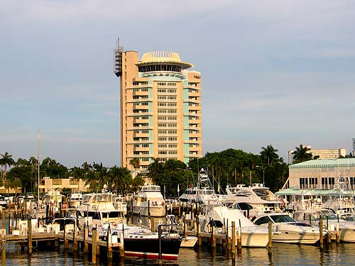 Hyatt Regency Pier66 piscine