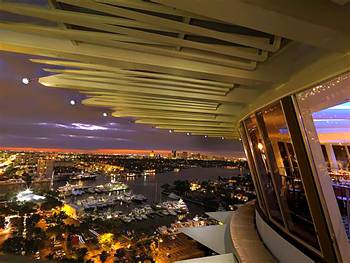 Hyatt Regency Pier66 piscine