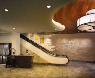 Holiday Inn Waikiki Beachcomber lobby