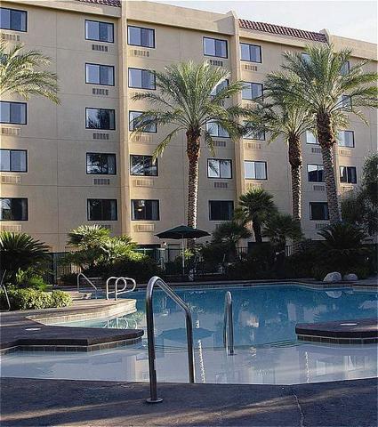 The Hotel At Mandalay Bay room 