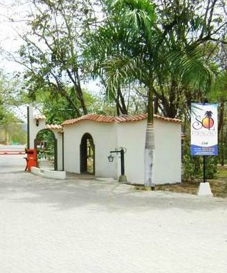 Sol Papagayo piscine