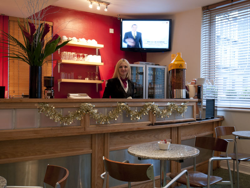 Ambassadors Hotel extérieur