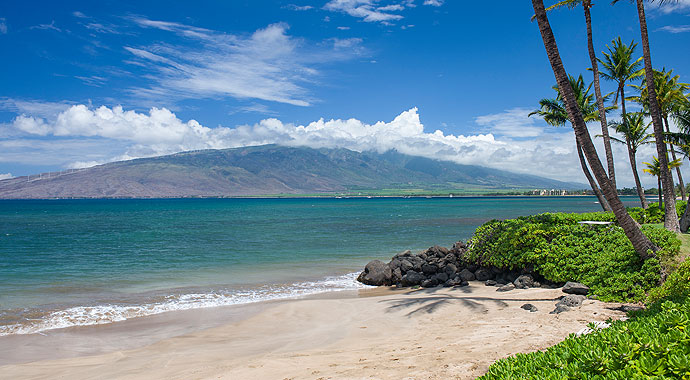 Aston Maui Lu Resort exterior