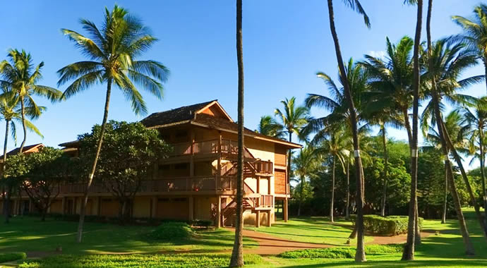 Aston Maui Lu Resort exterior