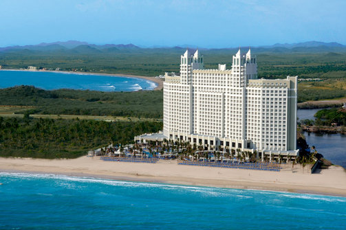 Riu Emerald Bay beach