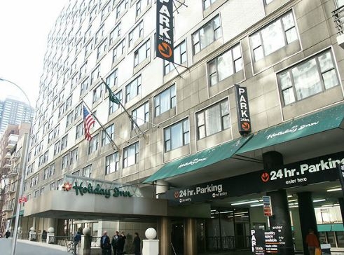 Holiday Inn Midtown exterior