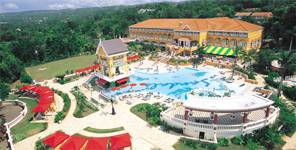 Sandals Grande Riviera Beach And Villa extérieur 2