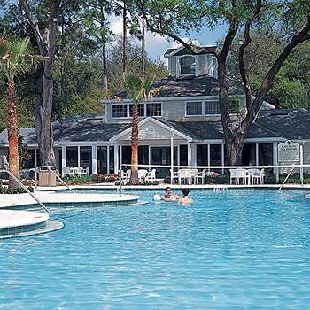 Oak Plantation Resort pool