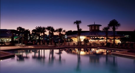 Wyndham Orlando piscine le soir