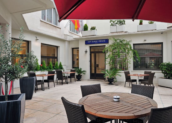 Timhotel Opera Blanche Fontaine