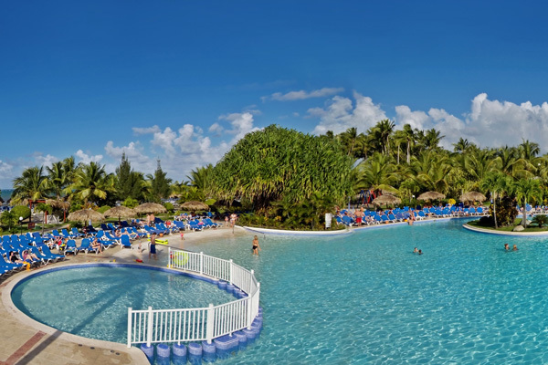 Bahia Principe San Juan pool bar