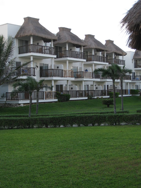 Akumal Bay Beach and Wellness Resort exterior