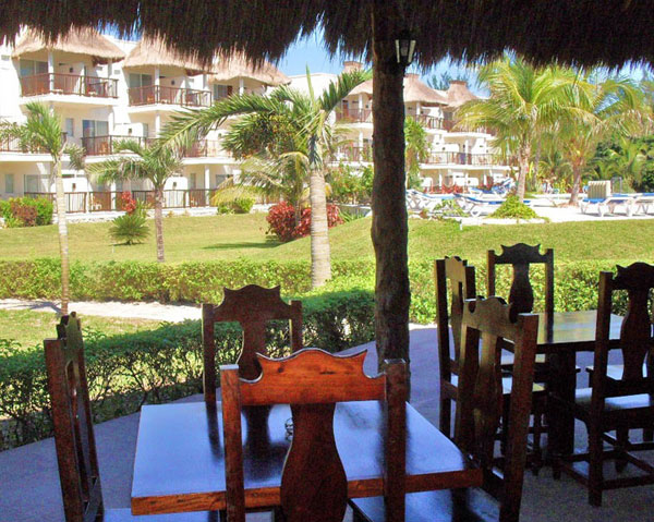 Akumal Bay Beach and Wellness Resort exterior