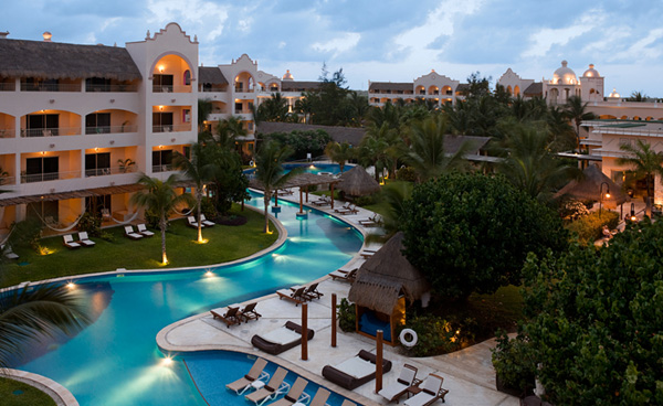 Excellence Riviera Cancun exterior